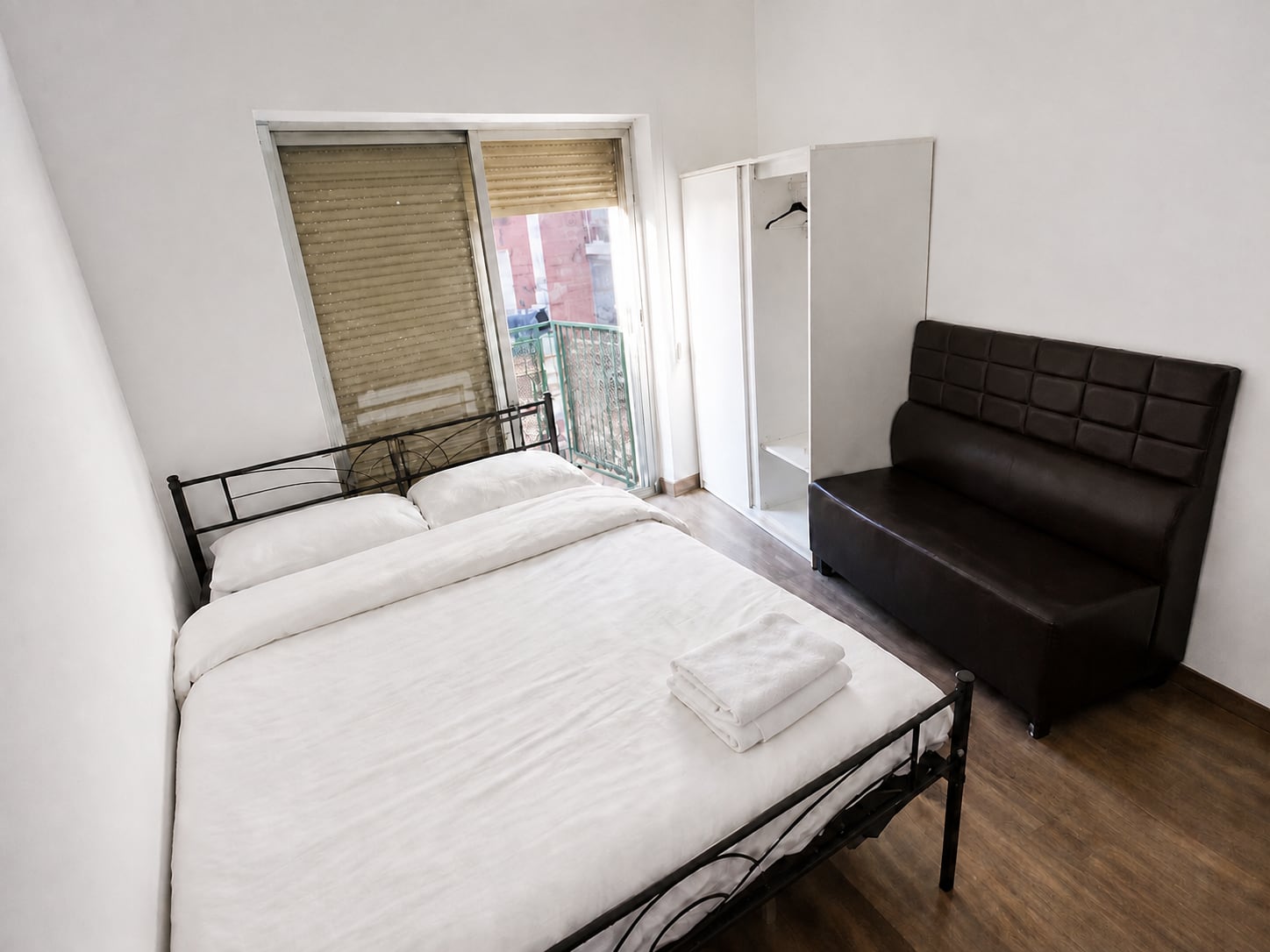 Habitación doble con balcón y A/C en Usera — foto 3